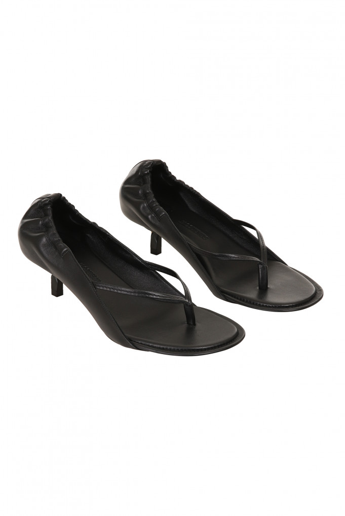 Купить Босоножки JACQUEMUS 2