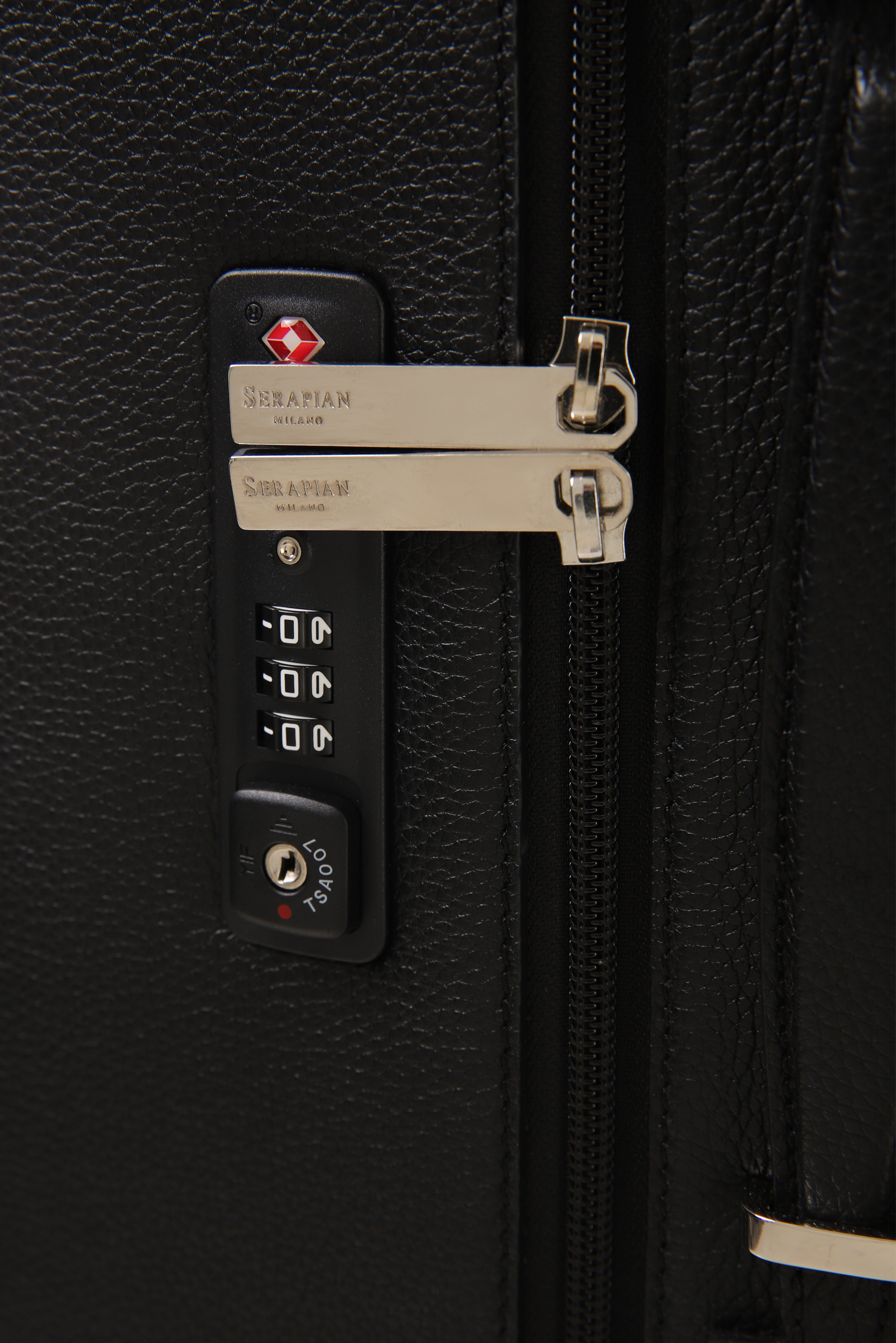 Купити Валіза SERAPIAN 4