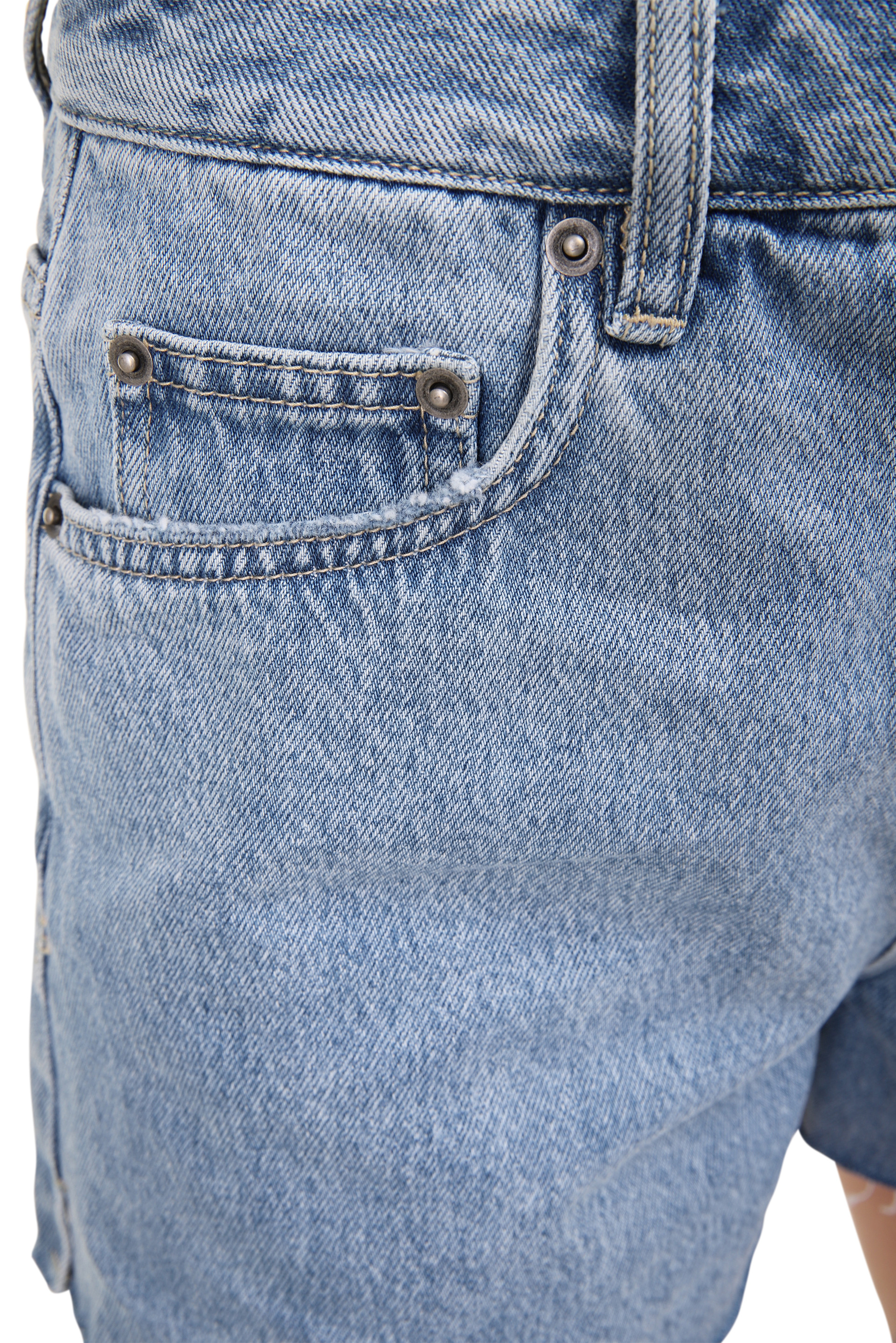 Купити Шорти KSUBI 4